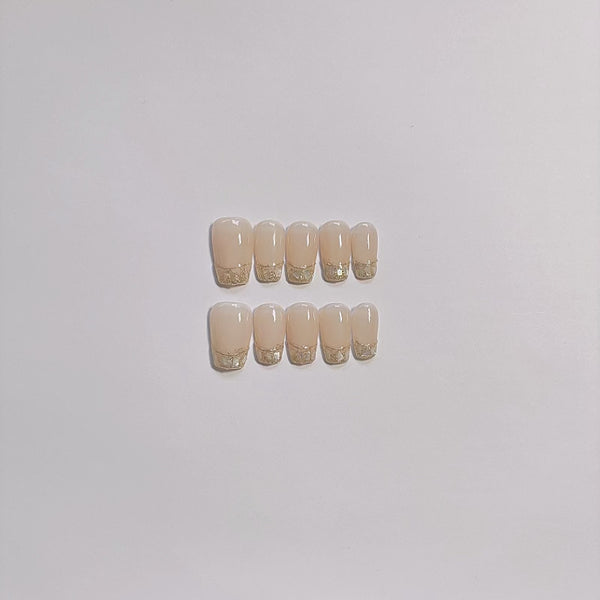 2. MaYonail Shell French Beige Short Acrylic Nails